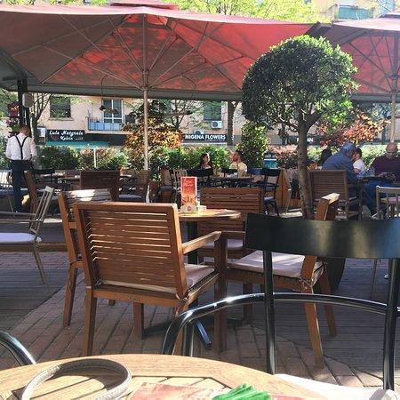 Kafe Flora